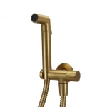 Ventil COPEN 1 2x1 2 sa držačem tuša i setom za ispiranje brush gold